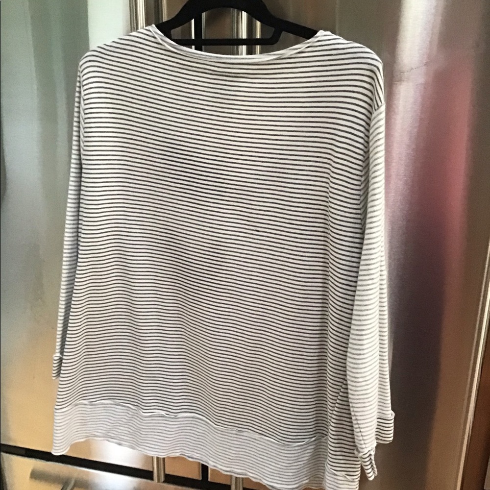 Nomadic Trader Top Nwot - image 2